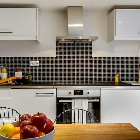 Sweett - Tardieu Apartment